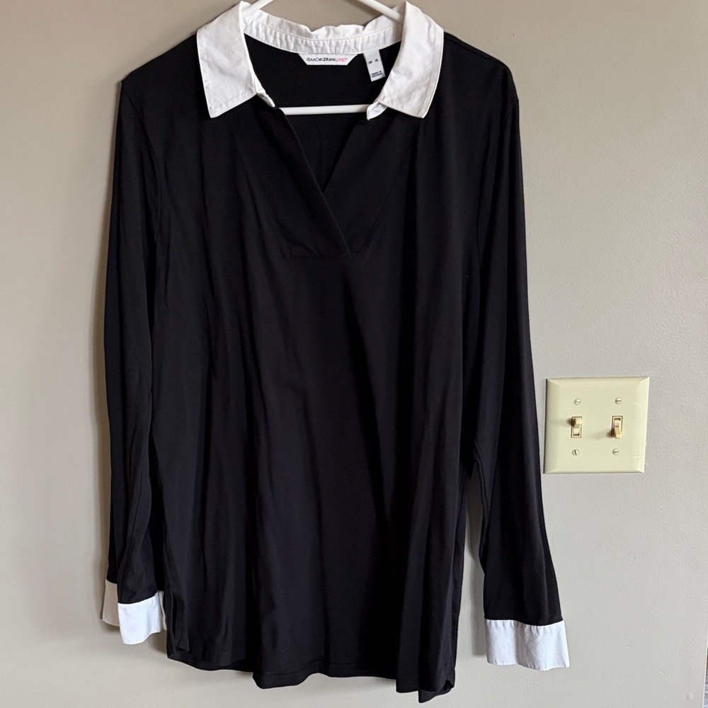 Isaac Mizrahi Black Long Sleeve Top with White Collar